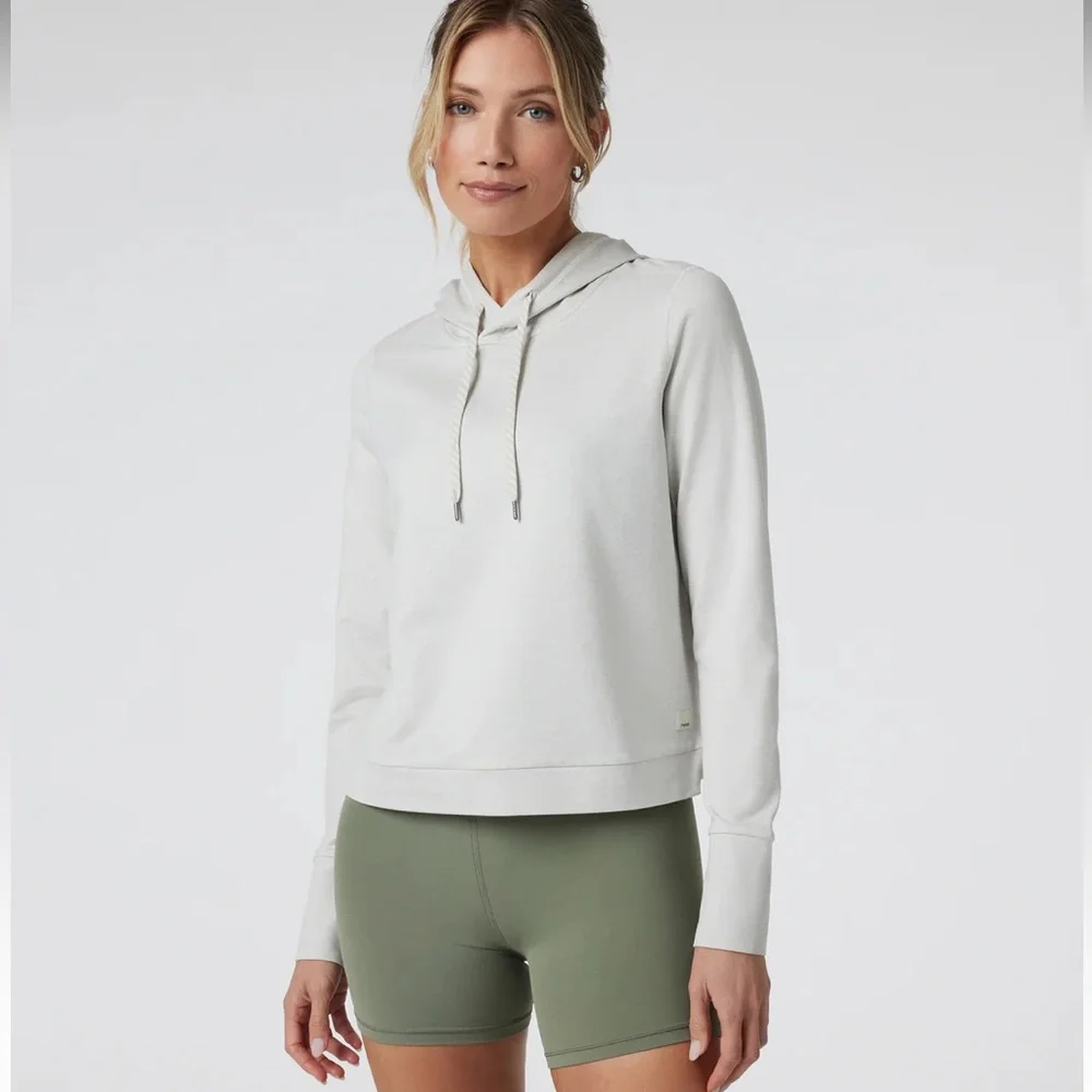 Vuori Halo Essential Hoodie Salt Heather NWT - Picture 1 of 7